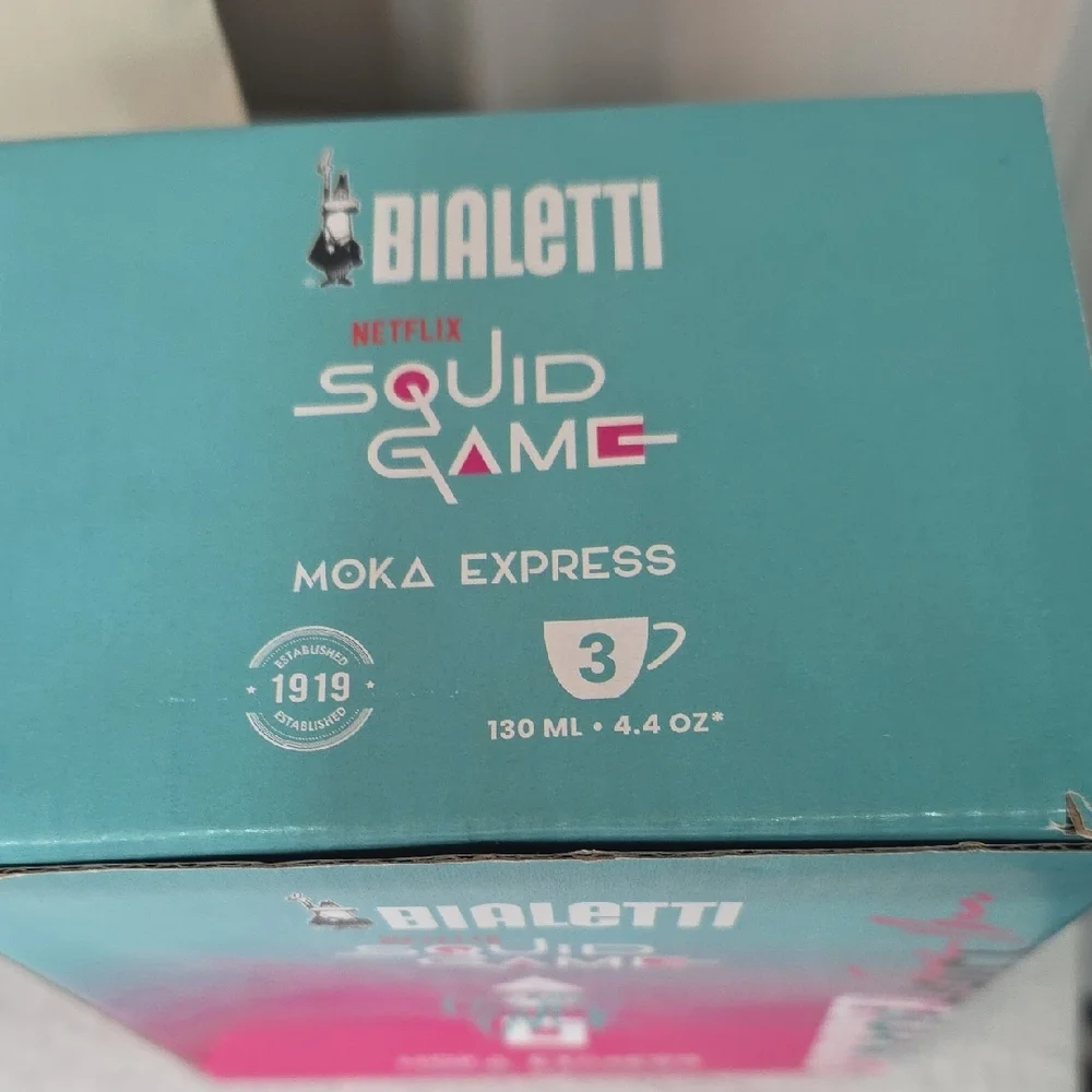 Bialetti Moka Express Squid Game Netflix Special Edition 3-Cup Coffee Maker NEW